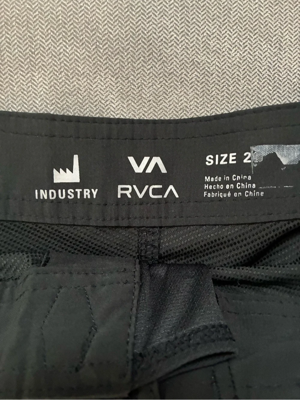RVCA classic black